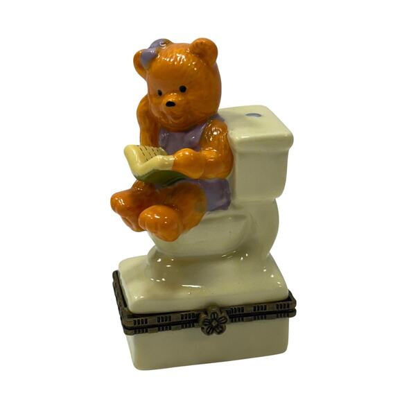 "Bertie Bear on the Loo" Hinged Trinket Box. - Picture 1 of 6